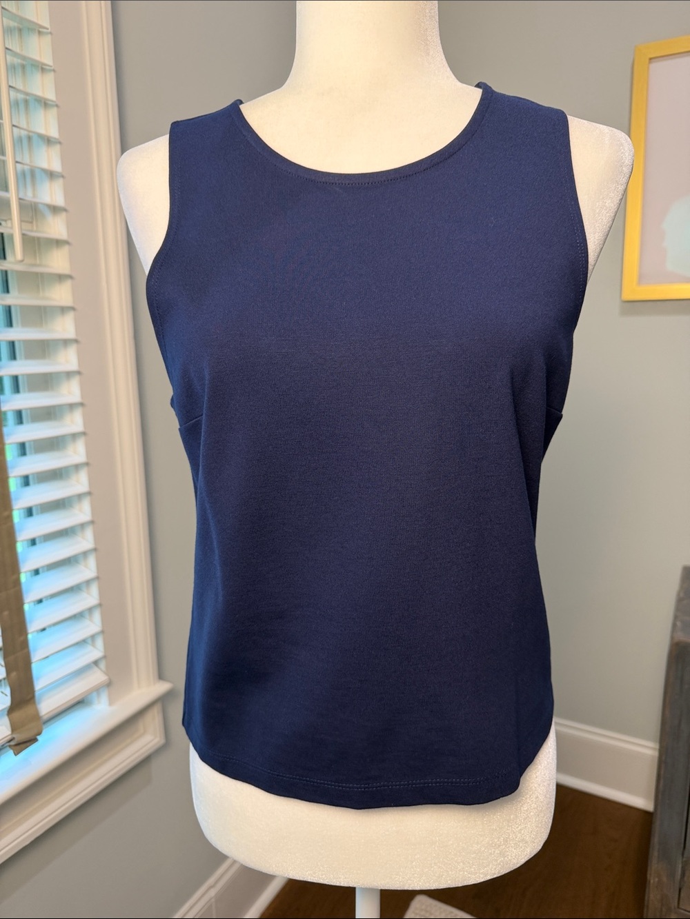 Sanctuary Navy Sleeveless Crewneck Tank. Size Medium.